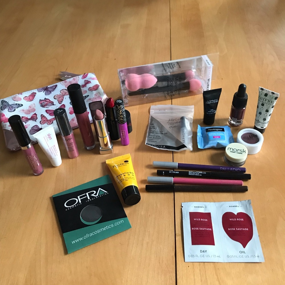 HUGE makeup bundle 💛